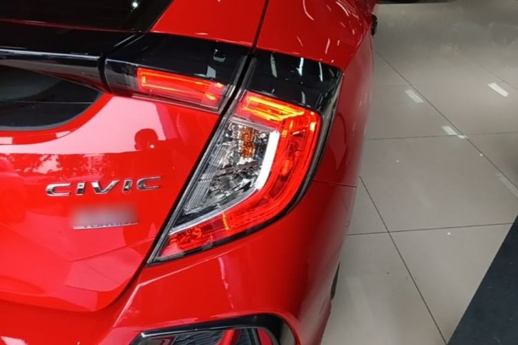 Used Honda Civic 2021 HATCHBACK 220TURBO CVT Trendy Cool Edition Right Rear Taillight