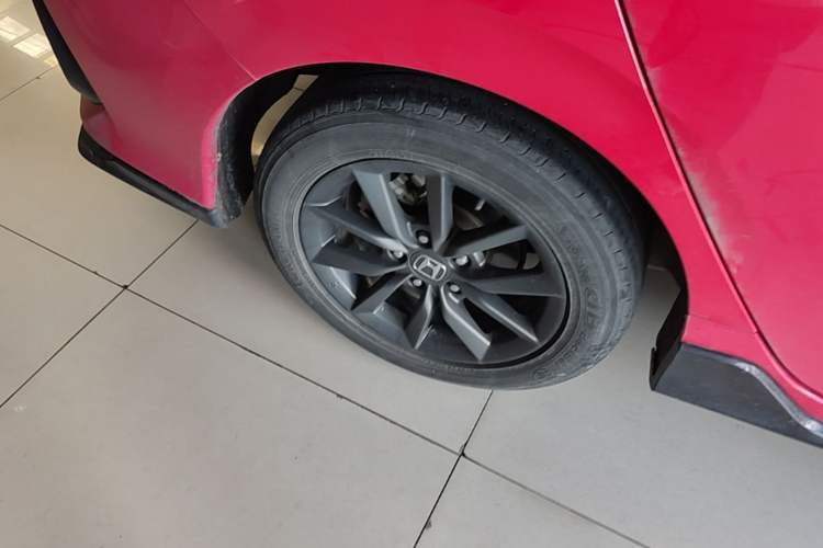 Used Honda Civic 2021 HATCHBACK 220TURBO CVT New Trendsetter Right Rear Wheel Hub