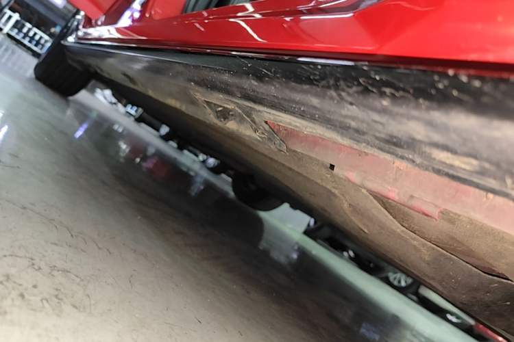 Used Honda Civic 2021 HATCHBACK 220TURBO CVT New Trendsetter Right Side Sill