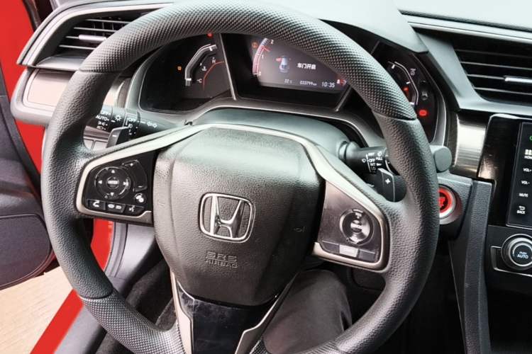 Used Honda Civic 2021 HATCHBACK 220TURBO CVT Trendy Cool Edition Steering Wheel