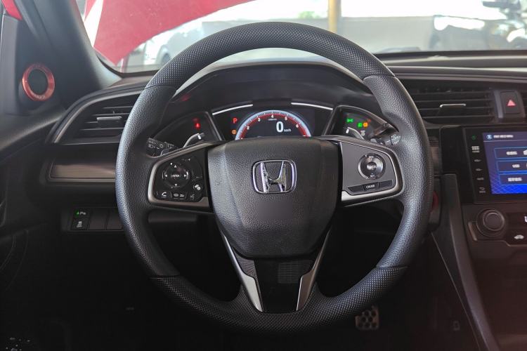 Used Honda Civic 2021 HATCHBACK 220TURBO CVT Trendy Cool Edition Steering Wheel