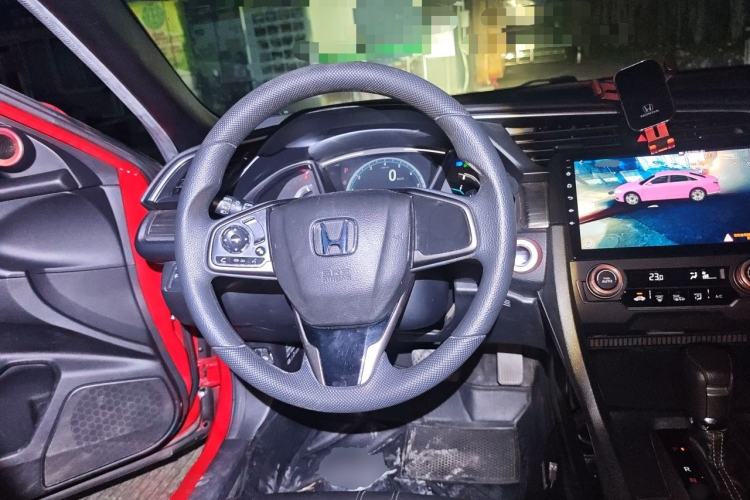 Used Honda Civic 2021 HATCHBACK 220TURBO CVT New Trendsetter Steering Wheel
