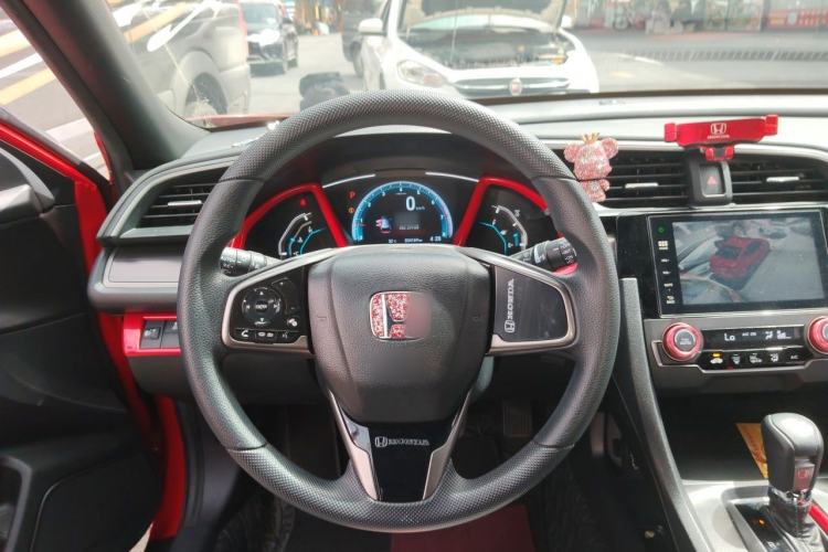 Used Honda Civic 2021 HATCHBACK 220TURBO CVT New Trendsetter Steering Wheel