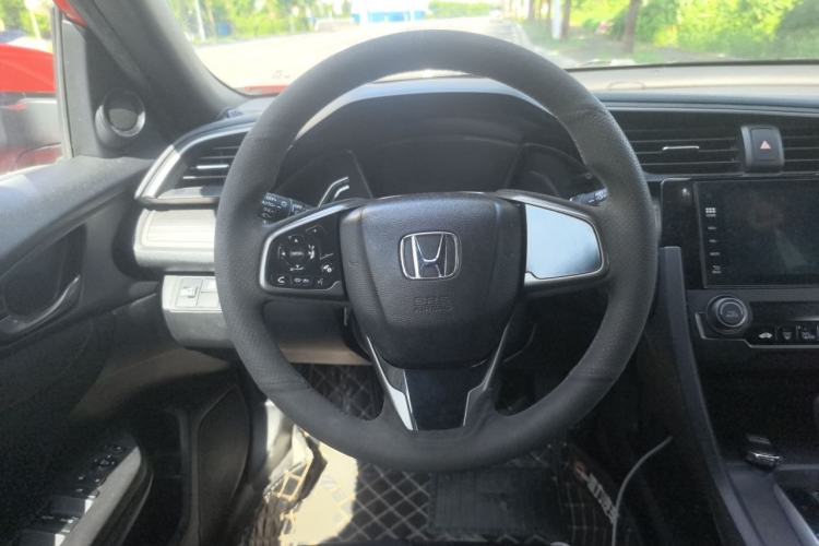 Used Honda Civic 2021 HATCHBACK 220TURBO CVT New Trendsetter Steering Wheel