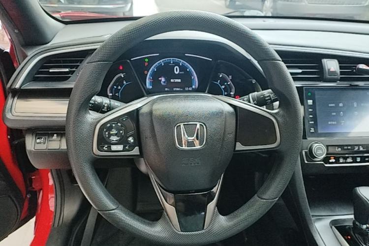 Used Honda Civic 2021 HATCHBACK 220TURBO CVT New Trendsetter Steering Wheel
