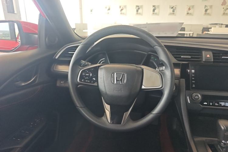 Used Honda Civic 2021 HATCHBACK 220TURBO CVT New Trendsetter Steering Wheel