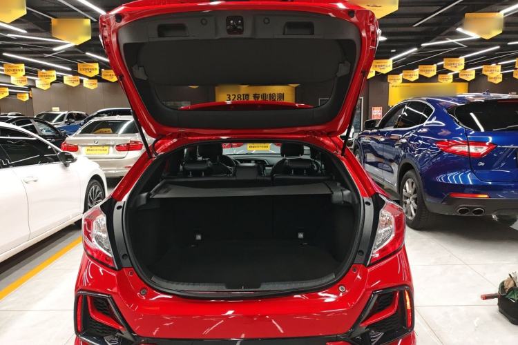 Used Honda Civic 2021 HATCHBACK 220TURBO CVT Trendy Cool Edition Trunk