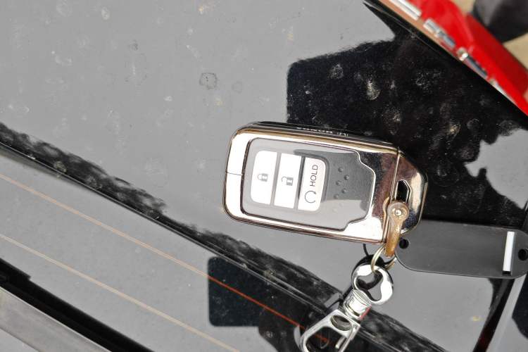 Used Honda Civic 2021 HATCHBACK 220TURBO CVT New Trendsetter Vehicle Key
