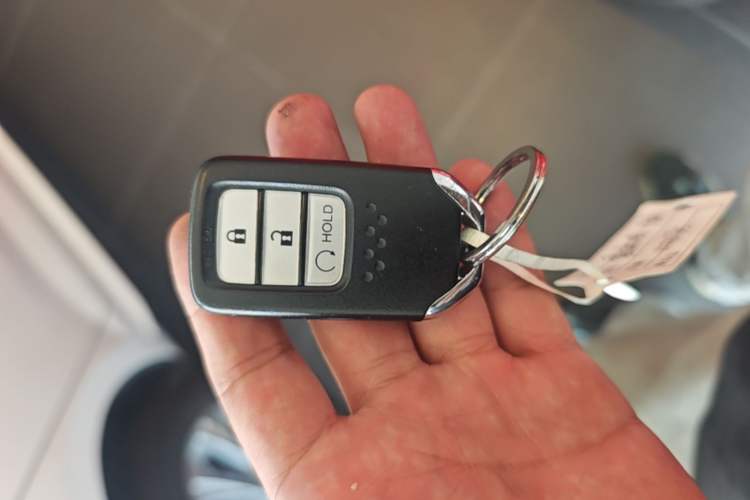 Used Honda Civic 2021 HATCHBACK 220TURBO CVT New Trendsetter Vehicle Key