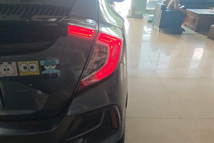 Used Honda Civic 2021 HATCHBACK 220TURBO CVT Trendy Cool Edition Exterior 3