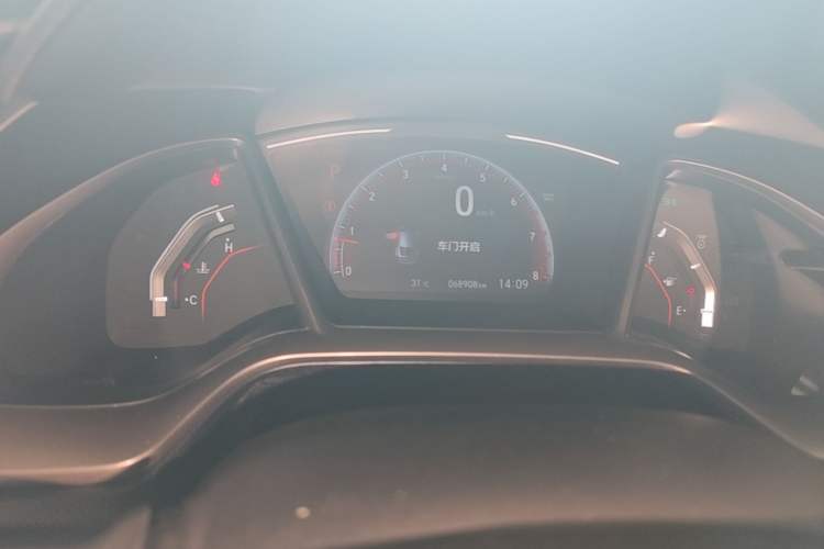 Used Honda Civic 2021 HATCHBACK 220TURBO CVT Trendy Cool Edition Instrument Cluster