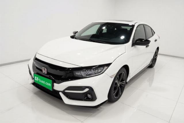 Ojetý Honda Civic 2021 HATCHBACK 220TURBO CVT Trendy Cool Edition