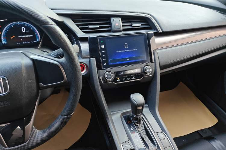 Used Honda Civic 2021 HATCHBACK 220TURBO CVT New Trendsetter Audio And AC Panel