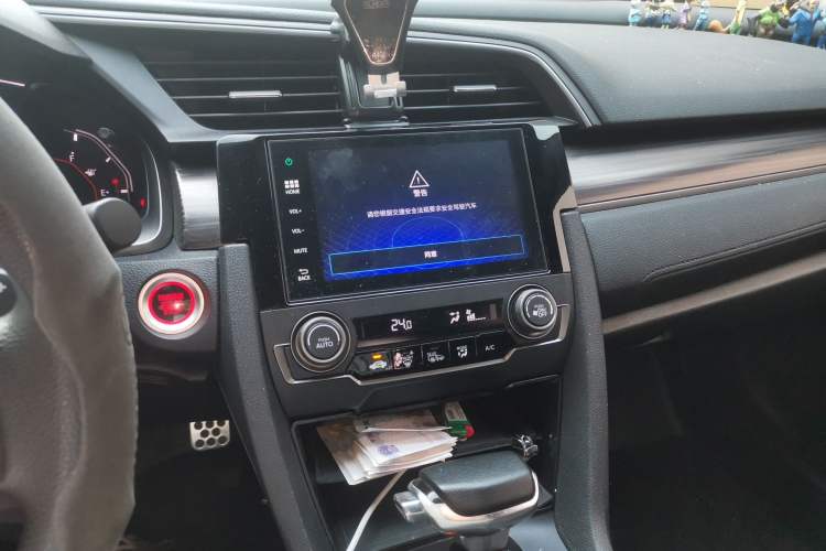 Used Honda Civic 2021 HATCHBACK 220TURBO CVT Trendy Cool Edition Audio And AC Panel
