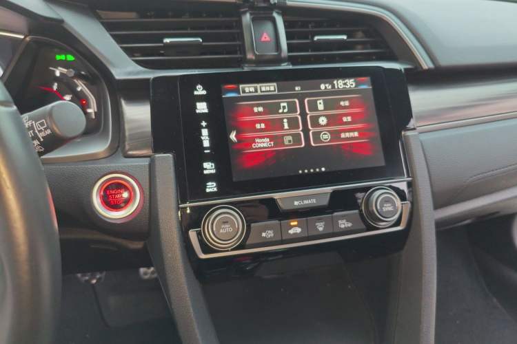 Used Honda Civic 2021 HATCHBACK 220TURBO Manual Driving Pleasure Control Audio And AC Panel