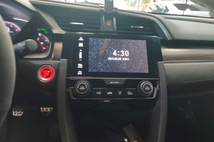 Used Honda Civic 2021 HATCHBACK 220TURBO Manual Driving Pleasure Control Audio And AC Panel