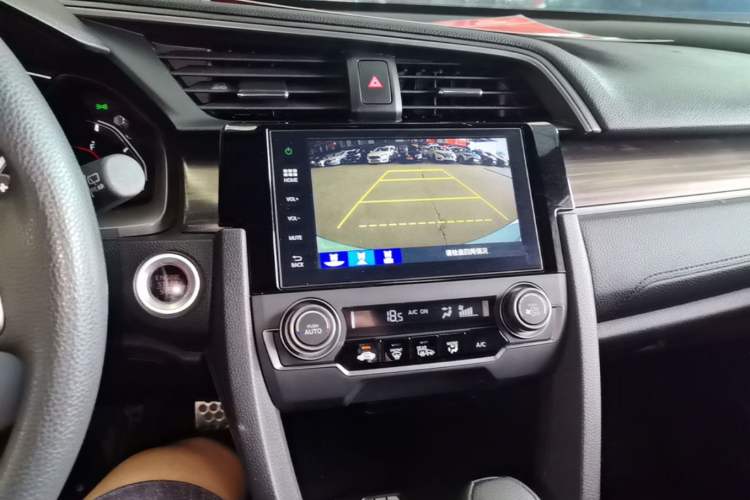 Used Honda Civic 2021 HATCHBACK 220TURBO CVT Trendy Cool Edition Audio And AC Panel