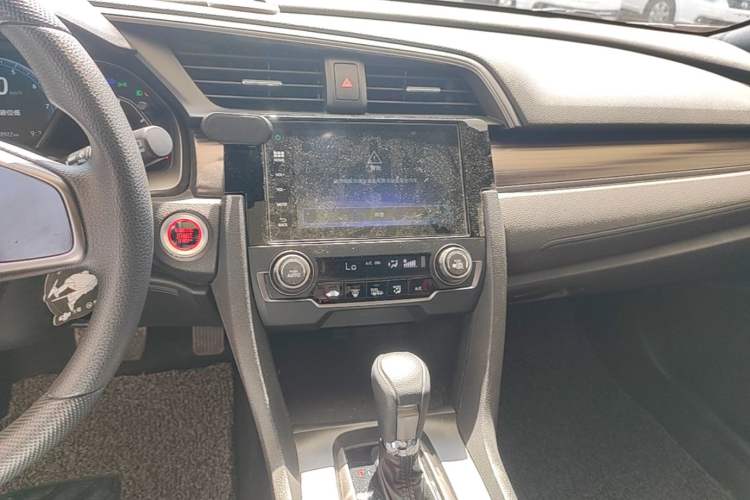 Used Honda Civic 2021 HATCHBACK 220TURBO CVT New Trendsetter Audio And AC Panel