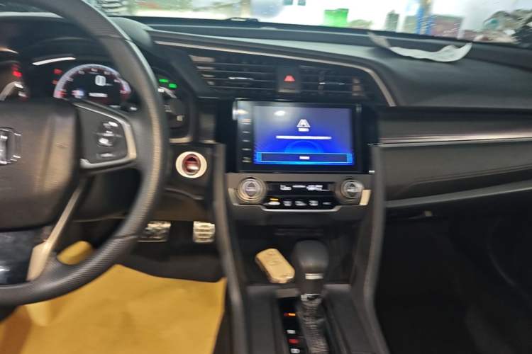 Used Honda Civic 2021 HATCHBACK 220TURBO CVT Trendy Cool Edition Audio And AC Panel