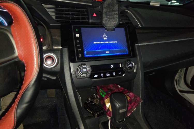 Used Honda Civic 2021 HATCHBACK 220TURBO CVT New Trendsetter Audio And AC Panel