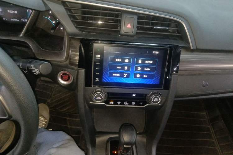 Used Honda Civic 2021 HATCHBACK 220TURBO CVT New Trendsetter Audio And AC Panel