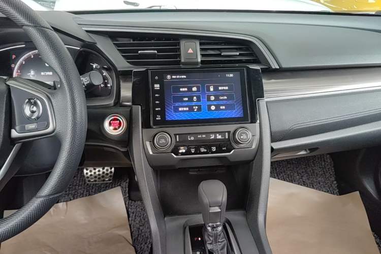 Used Honda Civic 2021 HATCHBACK 220TURBO CVT Trendy Cool Edition Audio And AC Panel