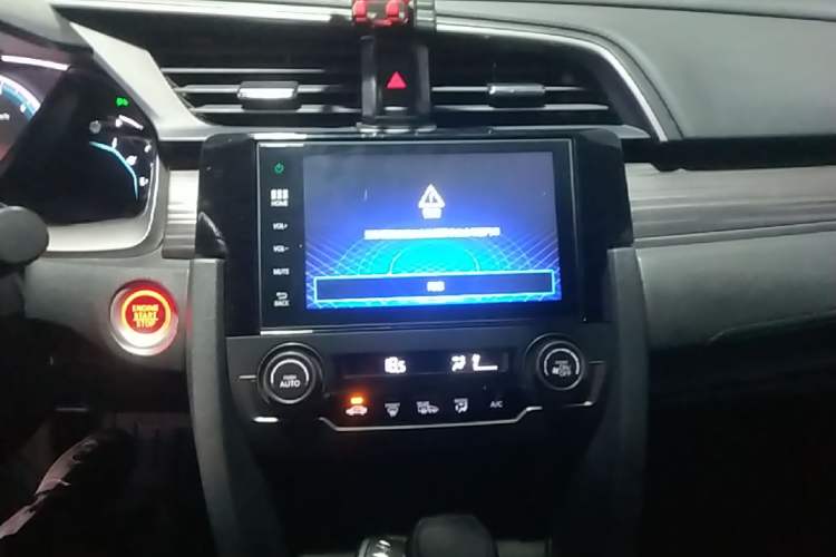 Used Honda Civic 2021 HATCHBACK 220TURBO CVT New Trendsetter Audio And AC Panel