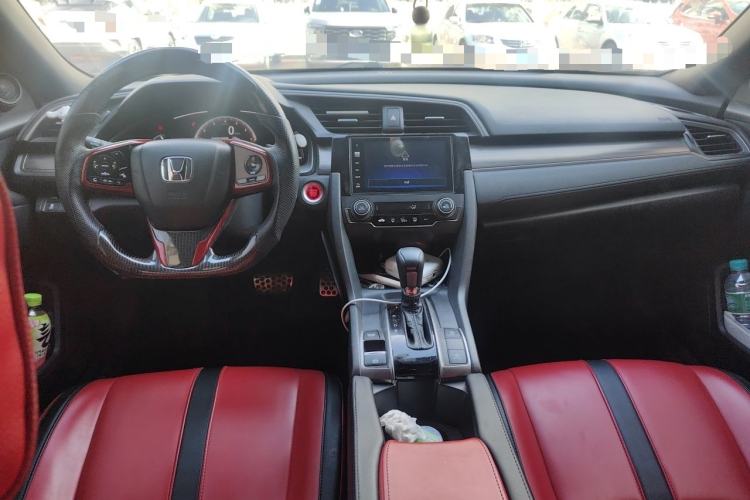 Used Honda Civic 2021 HATCHBACK 220TURBO CVT Trendy Cool Edition Center Console
