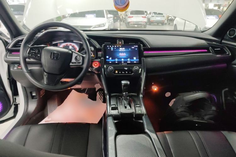 Used Honda Civic 2021 HATCHBACK 220TURBO CVT Trendy Cool Edition Center Console