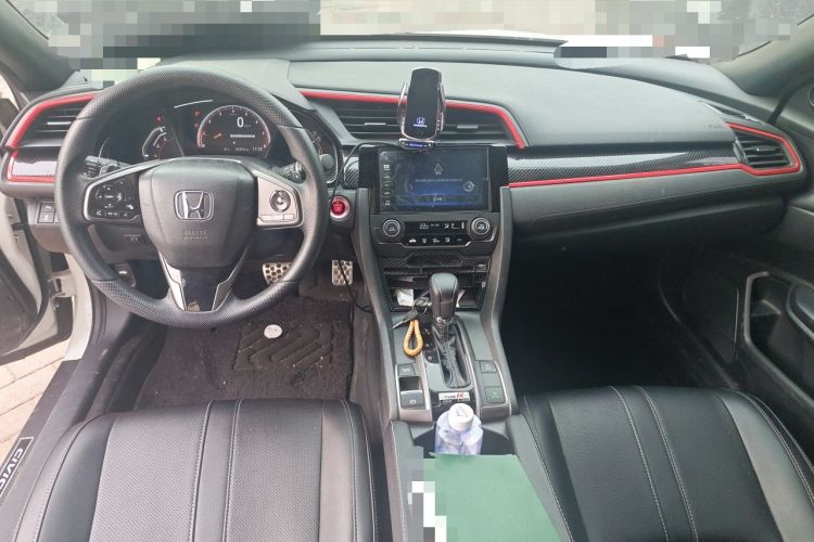 Used Honda Civic 2021 HATCHBACK 220TURBO CVT Trendy Cool Edition Center Console