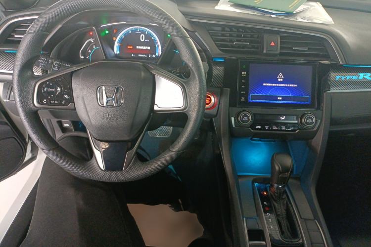 Used Honda Civic 2021 HATCHBACK 220TURBO CVT New Trendsetter Center Console