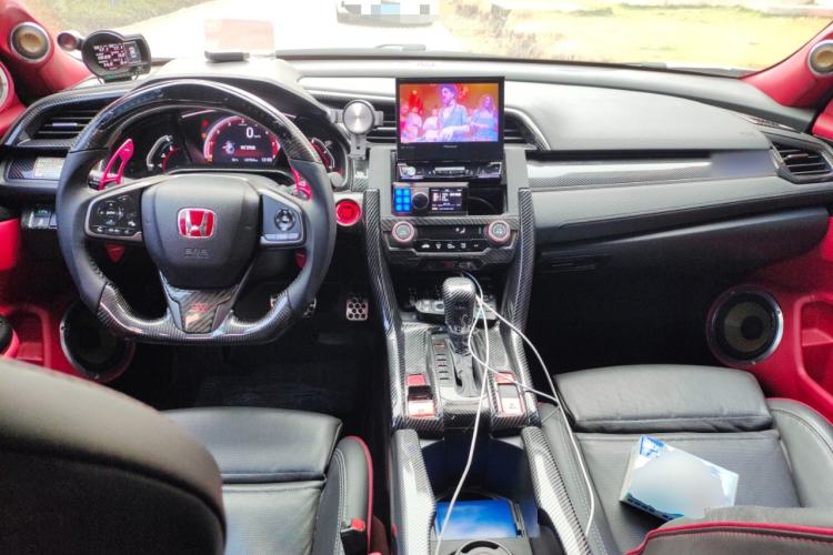 Used Honda Civic 2021 HATCHBACK 220TURBO CVT Trendy Cool Edition Center Console