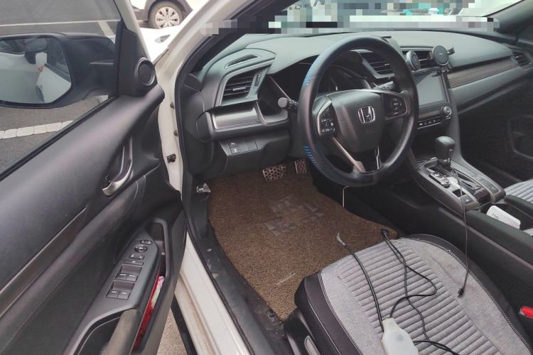 Used Honda Civic 2021 HATCHBACK 220TURBO CVT Trendy Cool Edition Driver Seat