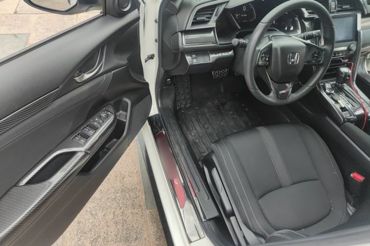 Used Honda Civic 2021 HATCHBACK 220TURBO CVT Trendy Cool Edition Driver Seat