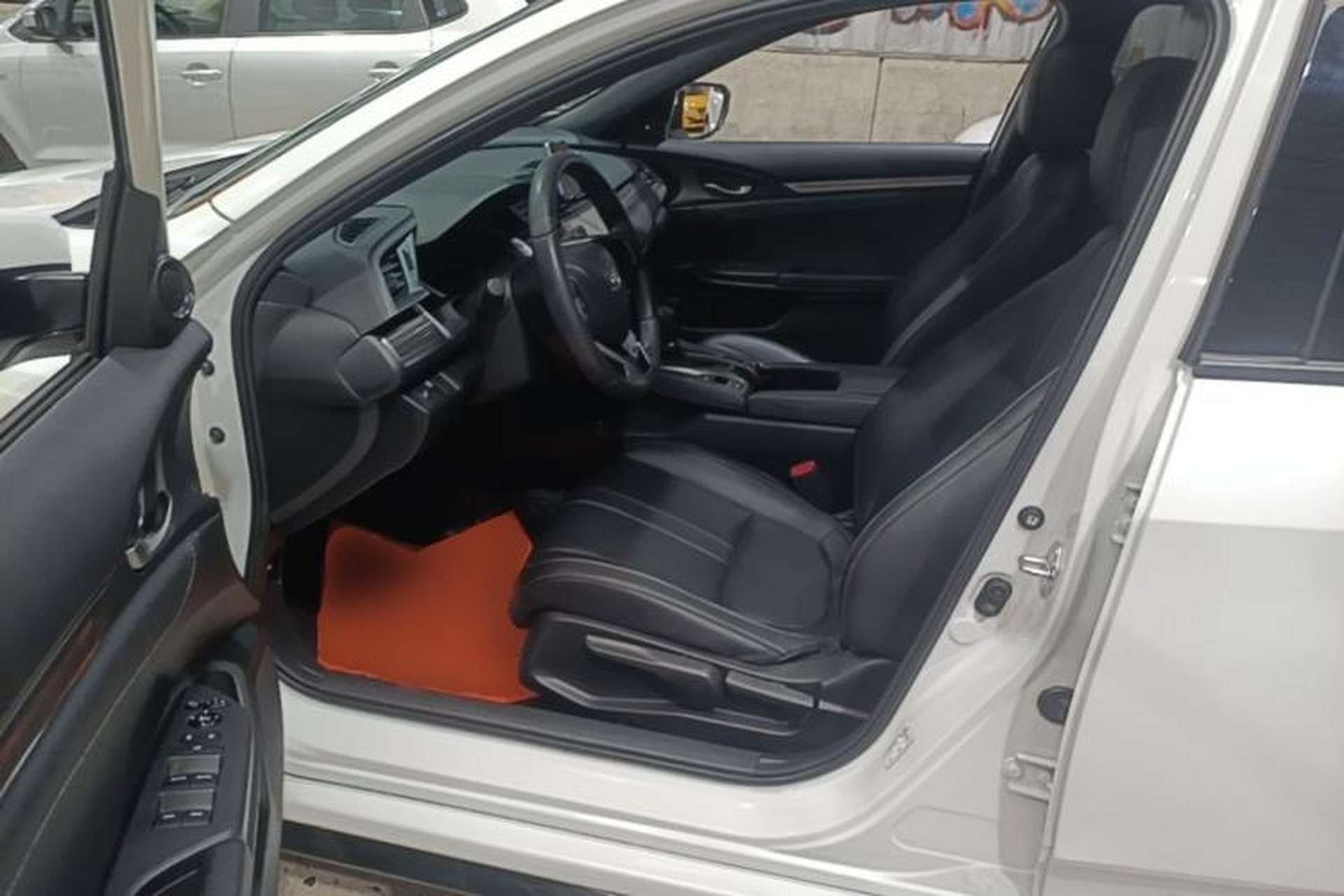 Used Honda Civic 2021 HATCHBACK 220TURBO CVT New Trendsetter Driver Seat