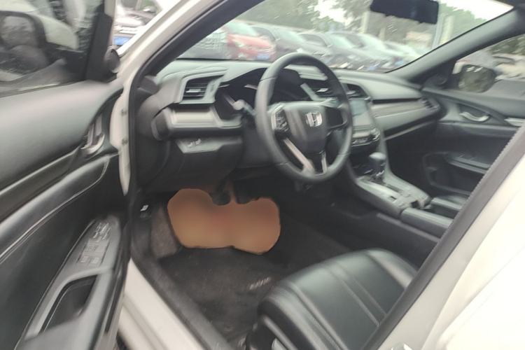 Used Honda Civic 2021 HATCHBACK 220TURBO CVT New Trendsetter Driver Seat