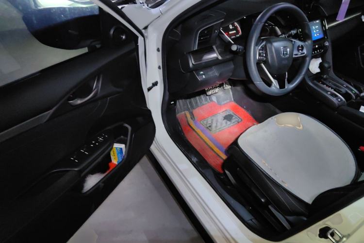 Used Honda Civic 2021 HATCHBACK 220TURBO CVT Trendy Cool Edition Driver Seat