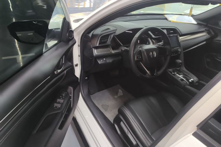 Used Honda Civic 2021 HATCHBACK 220TURBO CVT New Trendsetter Driver Seat