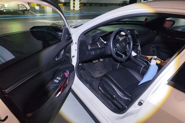 Used Honda Civic 2021 HATCHBACK 220TURBO CVT Trendy Cool Edition Driver Seat