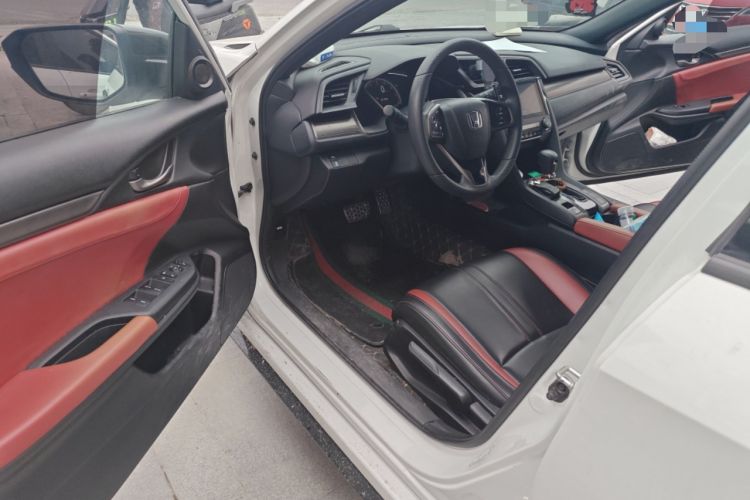 Used Honda Civic 2021 HATCHBACK 220TURBO CVT Trendy Cool Edition Driver Seat