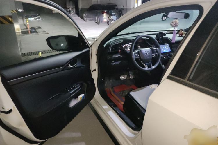 Used Honda Civic 2021 HATCHBACK 220TURBO CVT Trendy Cool Edition Driver Seat