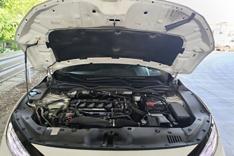 Used Honda Civic 2021 HATCHBACK 220TURBO CVT Dynamic Control Engine Bay