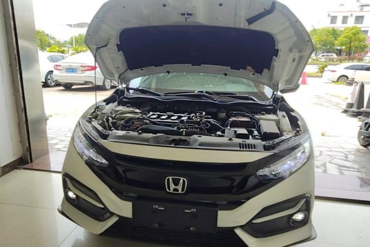 Used Honda Civic 2021 HATCHBACK 220TURBO CVT Trendy Cool Edition Engine Bay