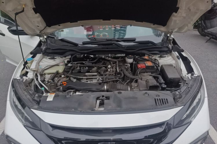 Used Honda Civic 2021 HATCHBACK 220TURBO CVT Trendy Cool Edition Engine Bay