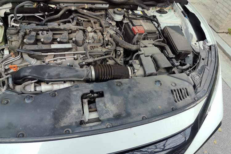 Used Honda Civic 2021 HATCHBACK 220TURBO Manual Driving Pleasure Control Engine Bay Left