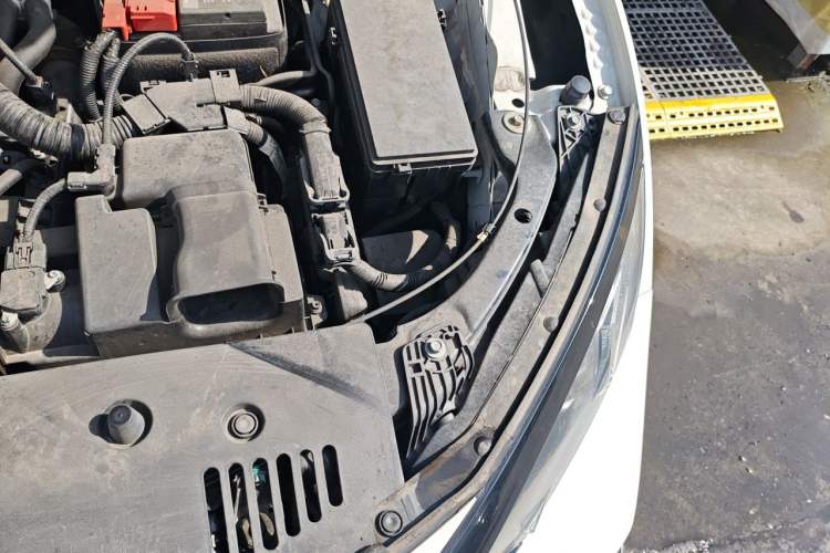 Used Honda Civic 2021 HATCHBACK 220TURBO CVT New Trendsetter Engine Bay Left