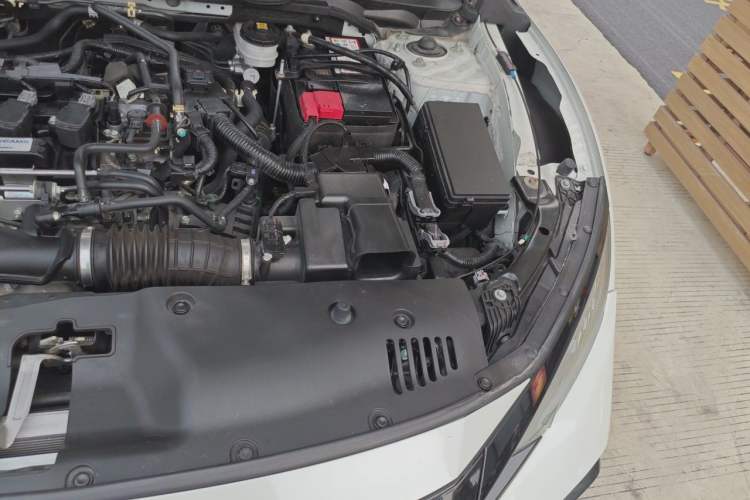 Used Honda Civic 2021 HATCHBACK 220TURBO Manual Driving Pleasure Control Engine Bay Left
