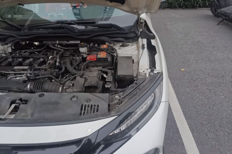 Used Honda Civic 2021 HATCHBACK 220TURBO CVT Trendy Cool Edition Engine Bay Left