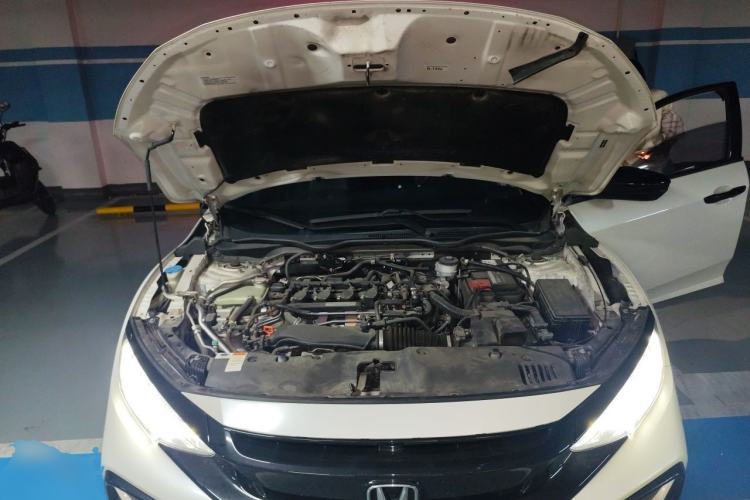 Used Honda Civic 2021 HATCHBACK 220TURBO CVT Trendy Cool Edition Engine Bay