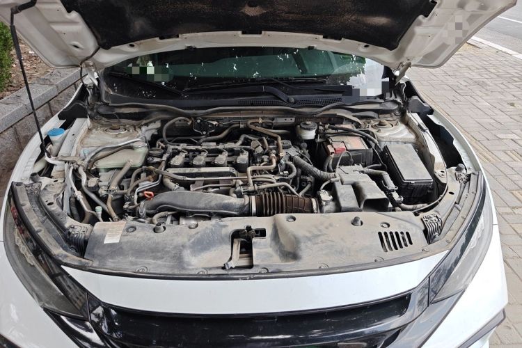 Used Honda Civic 2021 HATCHBACK 220TURBO Manual Driving Pleasure Control Engine Bay